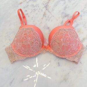 Victoria’s Secret Dream Angels Push-up Bra with Sexy Shimmery Lace Details